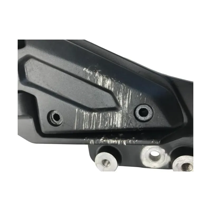 Platine et repose pieds arriere gauche HONDA XADV 750 2021-2024