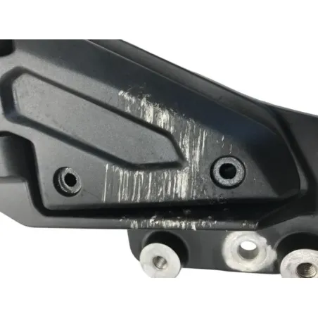 Platine et repose pieds arriere gauche HONDA XADV 750 2021-2024