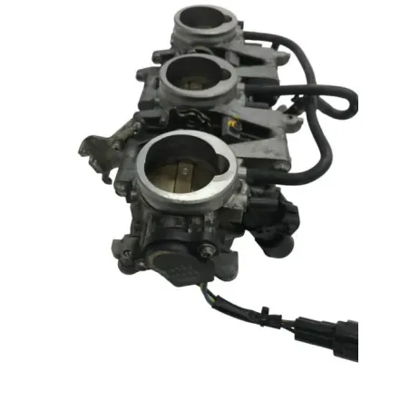 Rampe d'injection TRIUMPH STREET TRIPLE 675 2007-2011