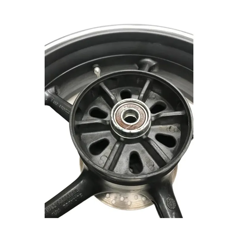 Jante arriere TRIUMPH STREET TRIPLE 675 2007-2011