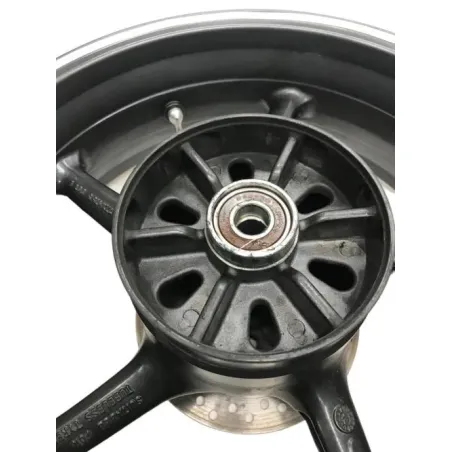 Jante arriere TRIUMPH STREET TRIPLE 675 2007-2011