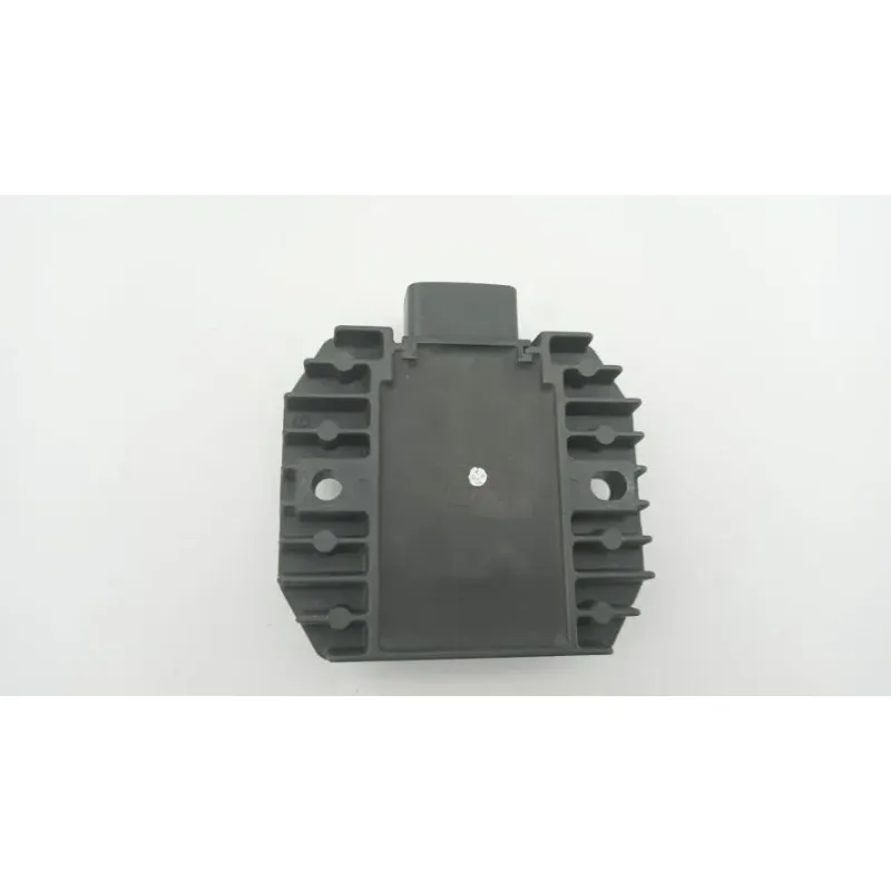 Regulateur charge batterie YAMAHA YPR 125 XMAX 2006 - 2009