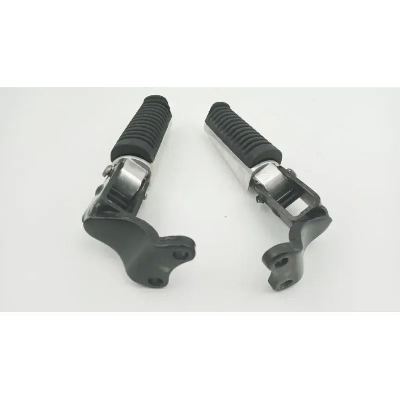 Repose pieds arriere droit YAMAHA YPR 125 XMAX 2006 - 2009