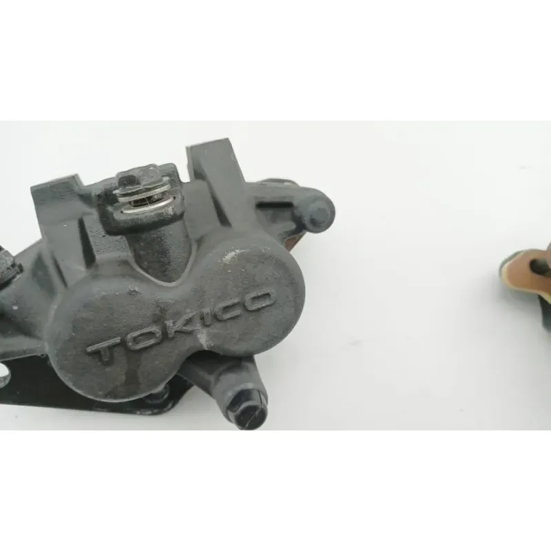 Etrier de frein avant KAWASAKI ER6 650 N 2009 - 2011