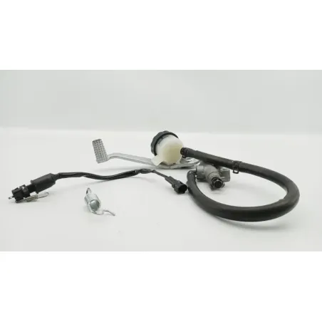 Maitre cylindre frein arriere KAWASAKI ER6 650 N 2009 - 2011