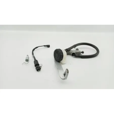 Maitre cylindre frein arriere KAWASAKI ER6 650 N 2009 - 2011