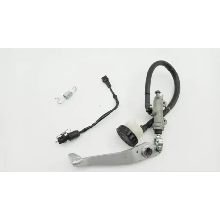 Maitre cylindre frein arriere KAWASAKI ER6 650 N 2009 - 2011
