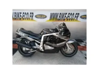SUZUKI GSX-R 750