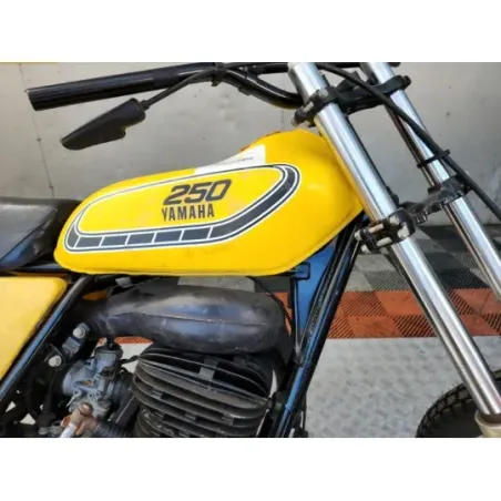 YAMAHA YZ 250