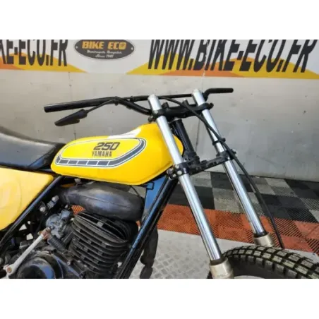YAMAHA YZ 250