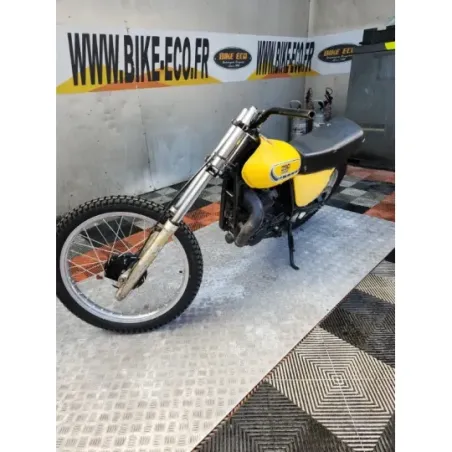 YAMAHA YZ 250