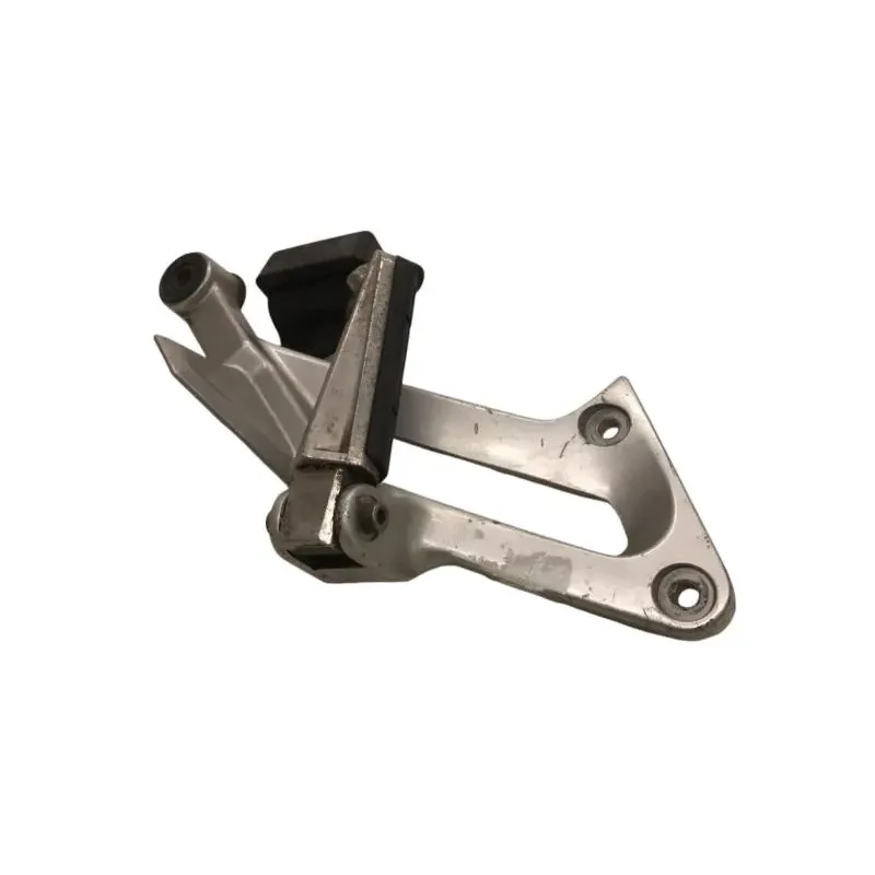 Platine et repose pieds arriere droit YAMAHA FJR 1300 2001-2002