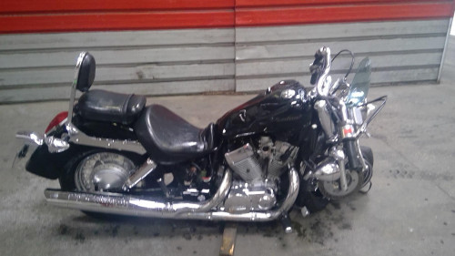 HONDA 750 SHADOW