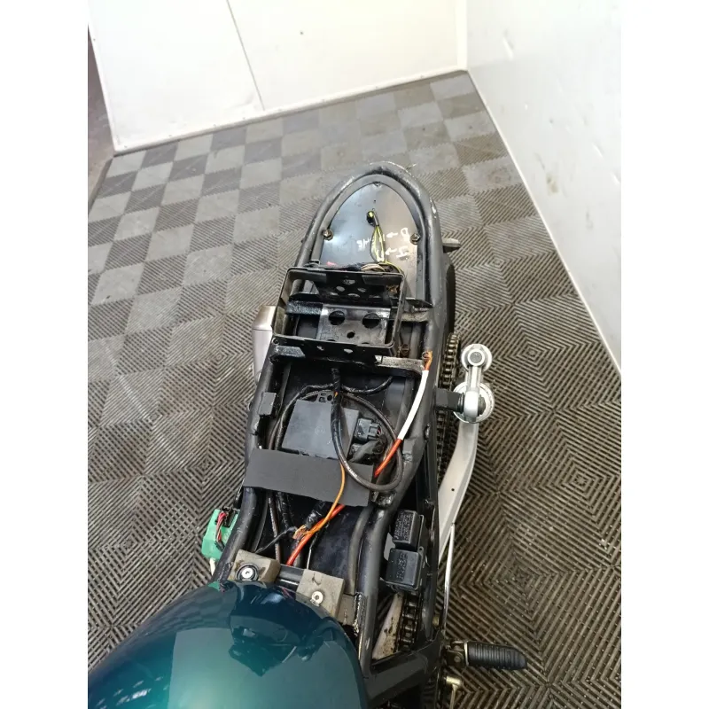 SUZUKI GSX INAZUMA 750 .