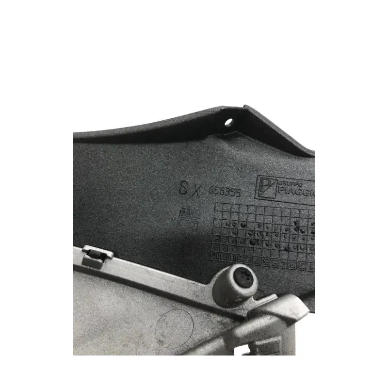 Cache carenage coque arriere gauche PIAGGIO BEVERLY 350 2016-2020 ST IE