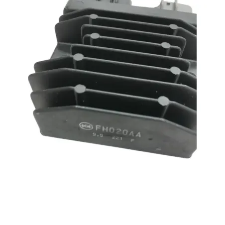 Regulateur charge batterie YAMAHA MT09 850 2017-2018