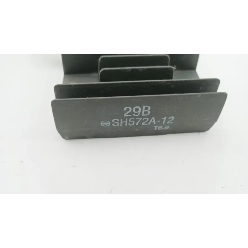 Regulateur charge batterie SUZUKI GN 125 1983 - 2002