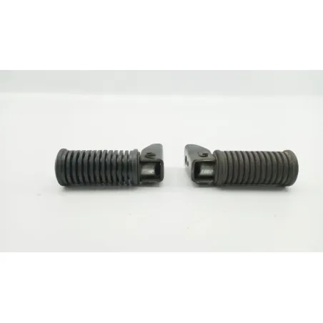 Repose pieds arriere droit SUZUKI GN 125 1983 - 2002