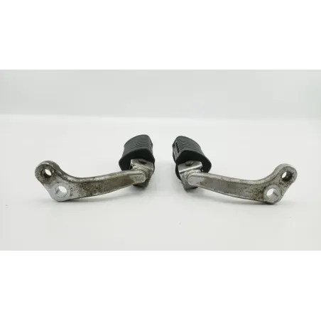 Repose pieds avant droit SUZUKI GN 125 1983 - 2002
