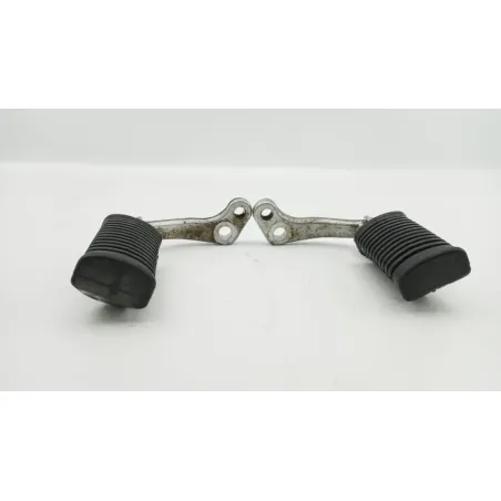 Repose pieds avant droit SUZUKI GN 125 1983 - 2002