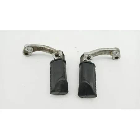 Repose pieds avant droit SUZUKI GN 125 1983 - 2002