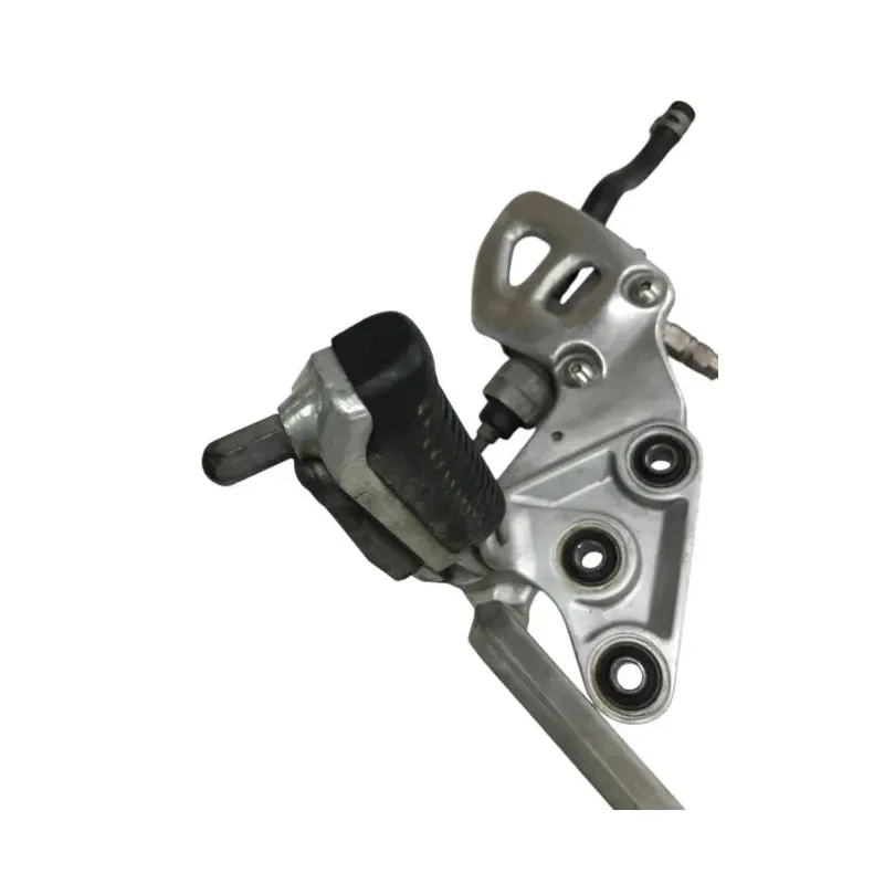 Platine avant droite SUZUKI GSXR 1300 1999-2001 HAYABUSA