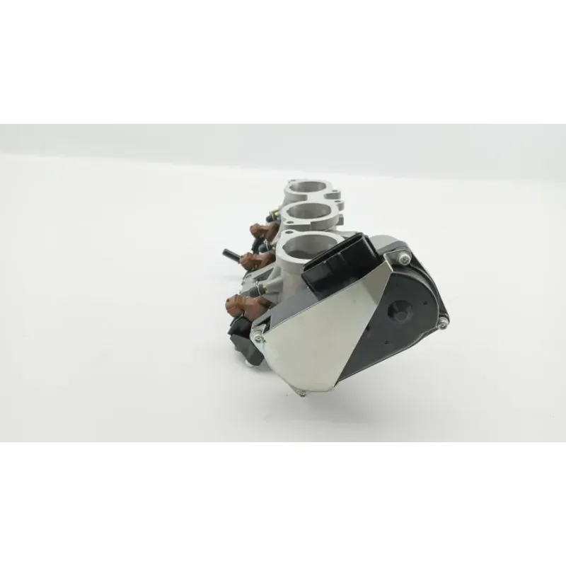 Rampe d'injection MV AGUSTA RIVALE 800 ABS 2014 - 2016