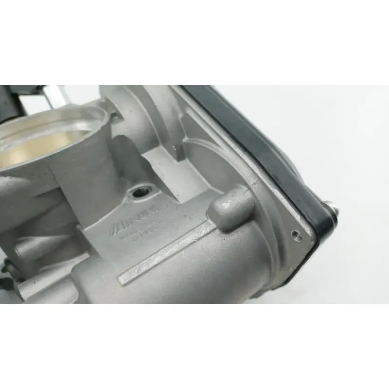 Rampe d'injection MV AGUSTA RIVALE 800 ABS 2014 - 2016