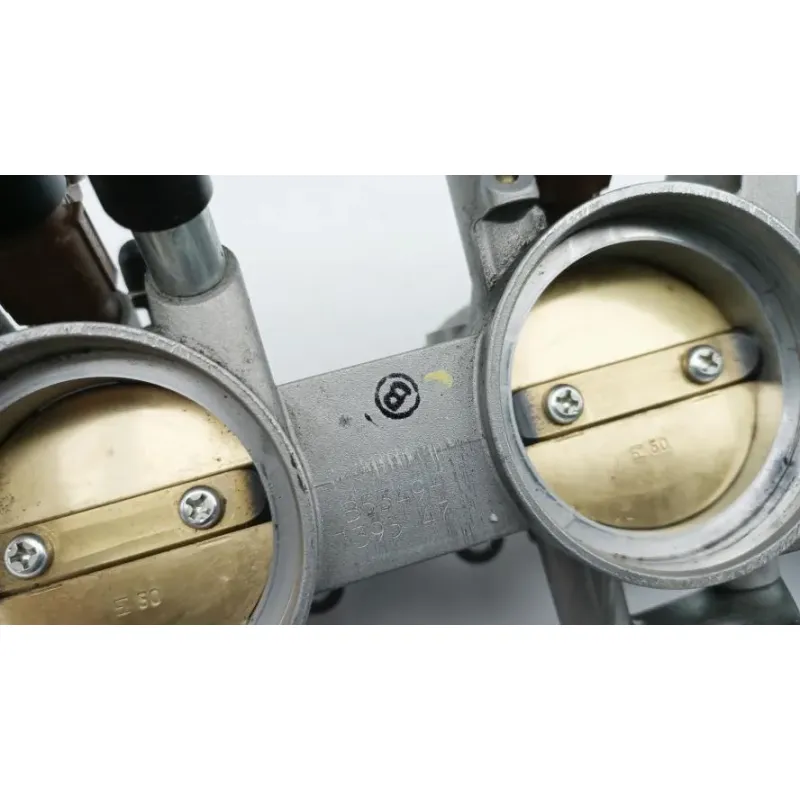 Rampe d'injection MV AGUSTA RIVALE 800 ABS 2014 - 2016