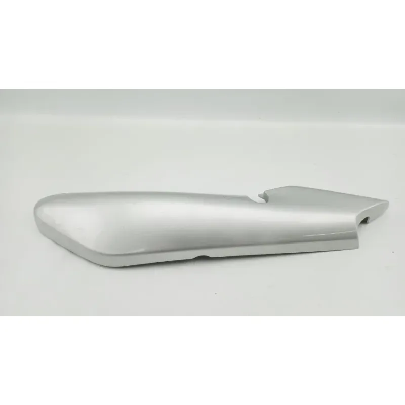 Coque arriere gauche YAMAHA YBR 125 2005 - 2006