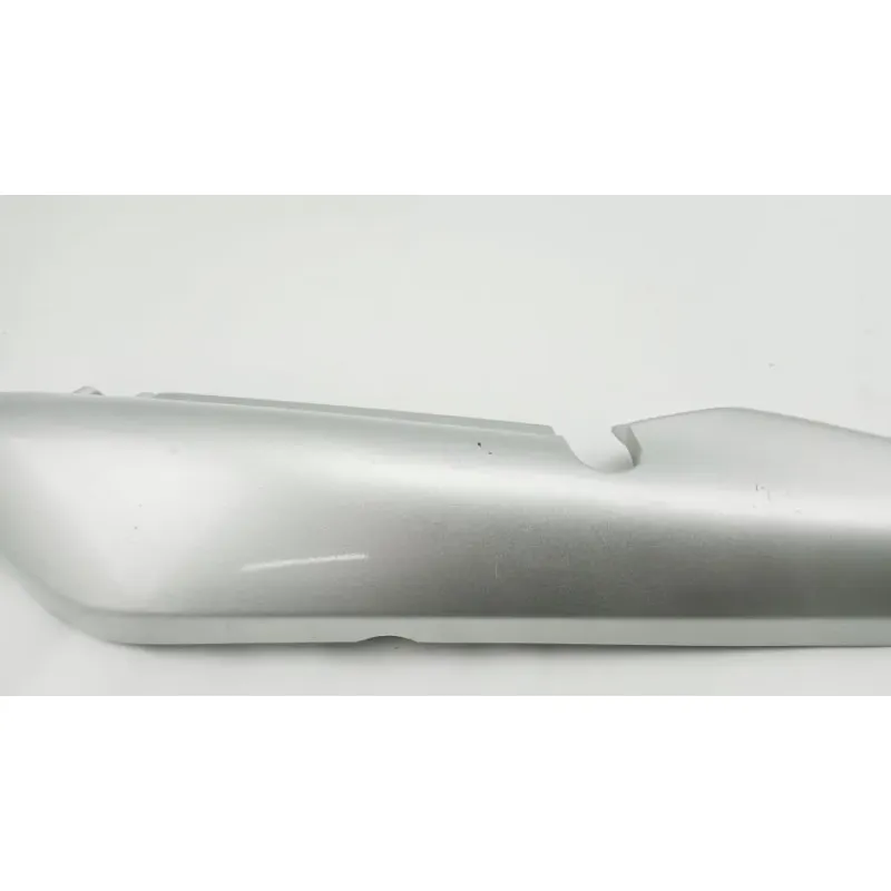 Coque arriere gauche YAMAHA YBR 125 2005 - 2006