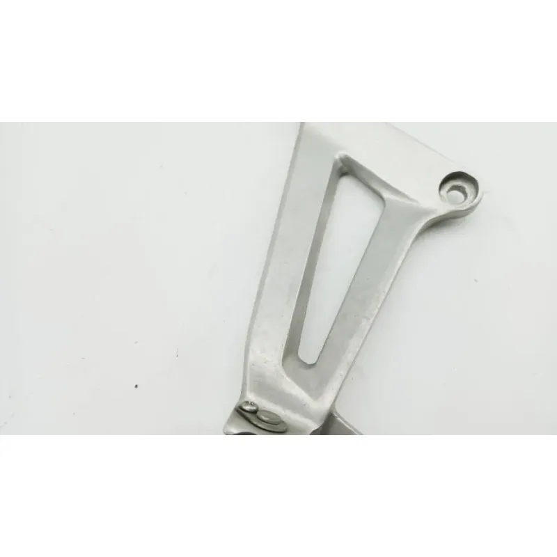 Platine arriere gauche HONDA CBR 125 R 2004 - 2006