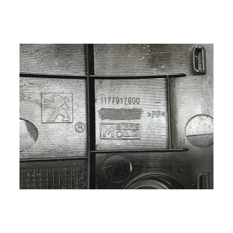 Carenage tablier plancher PEUGEOT STREET ZONE 50 2019-2021 2T