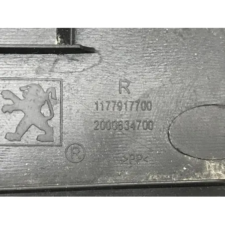 Carenage tablier plancher PEUGEOT STREET ZONE 50 2019-2021 2T