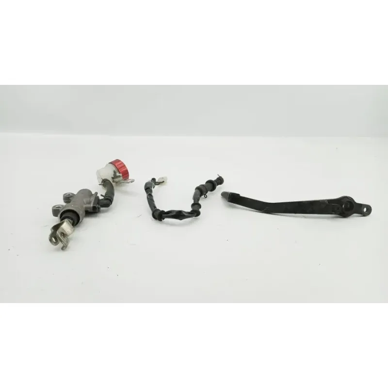 Maitre cylindre frein arriere HONDA CBR 125 R 2011 - 2016