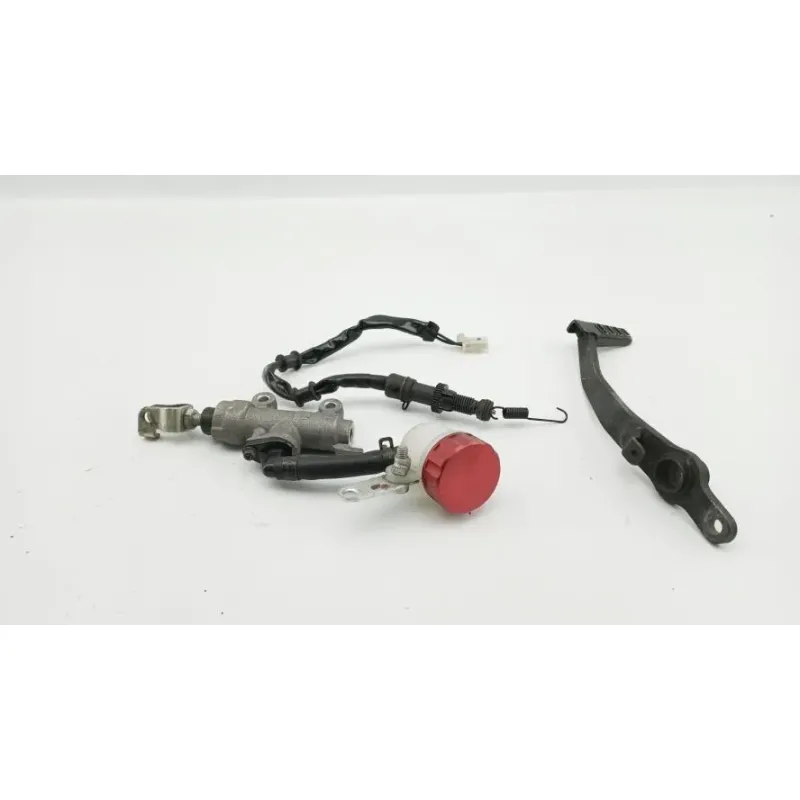 Maitre cylindre frein arriere HONDA CBR 125 R 2011 - 2016