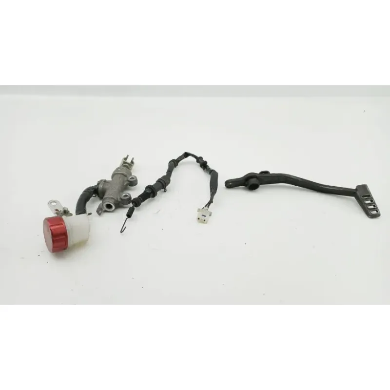 Maitre cylindre frein arriere HONDA CBR 125 R 2011 - 2016