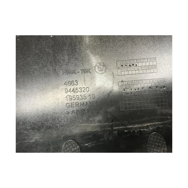Demi sabot droit BMW CE 04 2021-2024