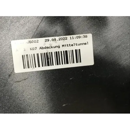 Cache carenage sous selle gauche BMW CE 04 2021-2024
