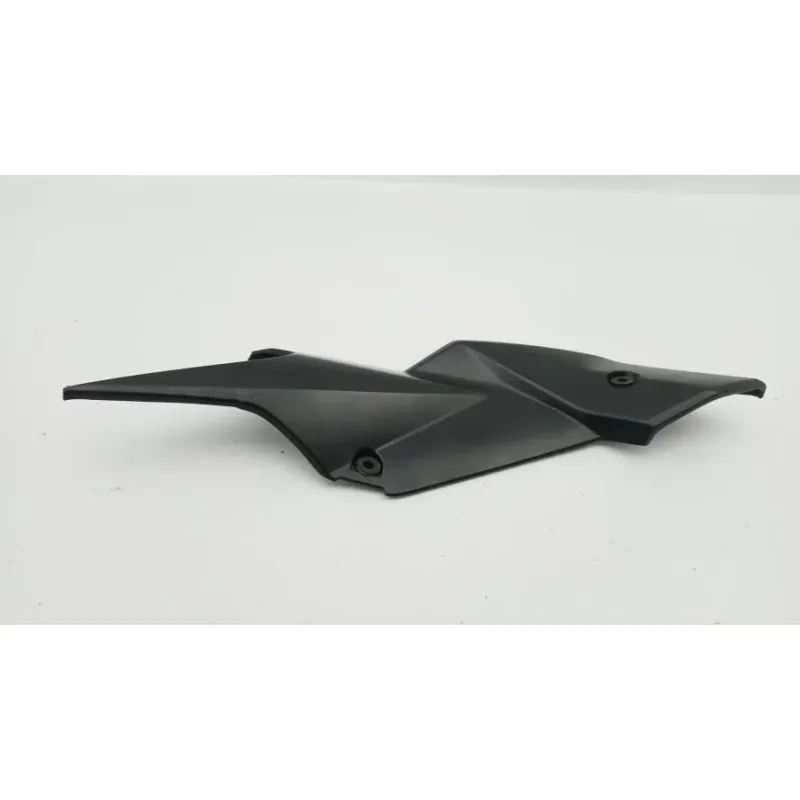 Demi flanc selle gauche SUZUKI GSR 750 2011 - 2016