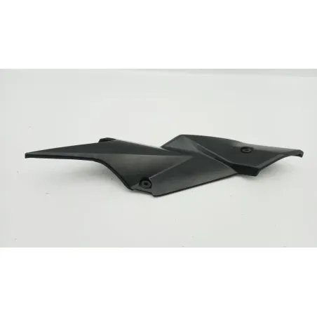 Demi flanc selle gauche SUZUKI GSR 750 2011 - 2016