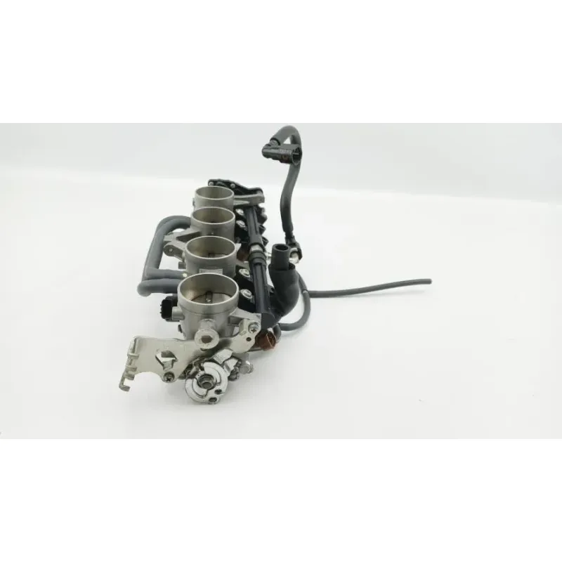 Rampe d'injection SUZUKI GSR 750 2011 - 2016