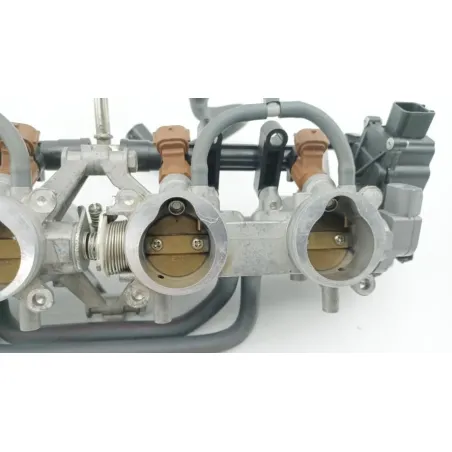 Rampe d'injection SUZUKI GSR 750 2011 - 2016