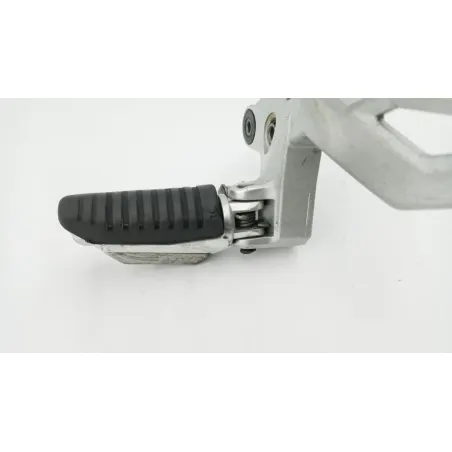 Platine avant gauche SUZUKI GSR 750 2011 - 2016