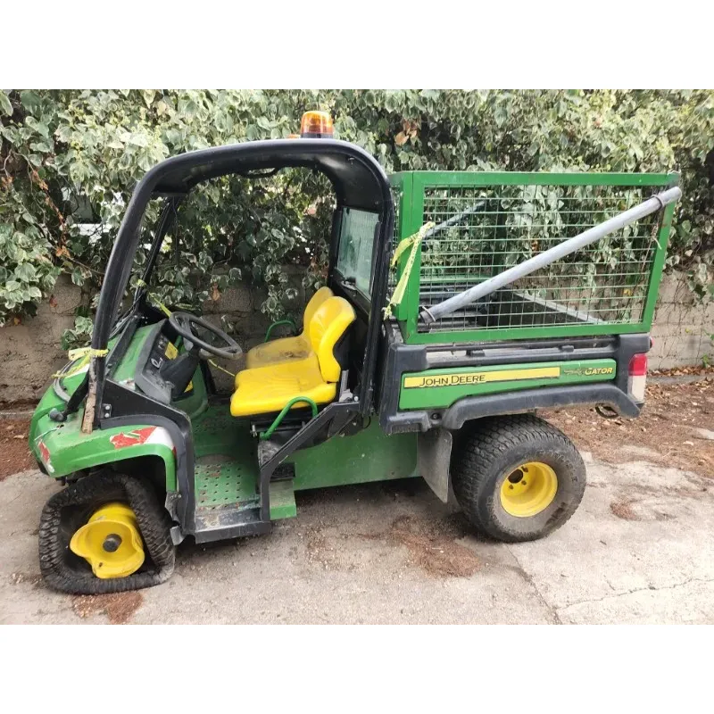 JOHN DEERE TRACTEUR GATOR