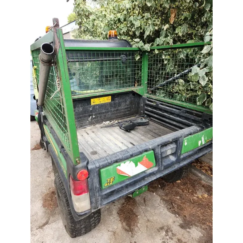 JOHN DEERE TRACTEUR GATOR