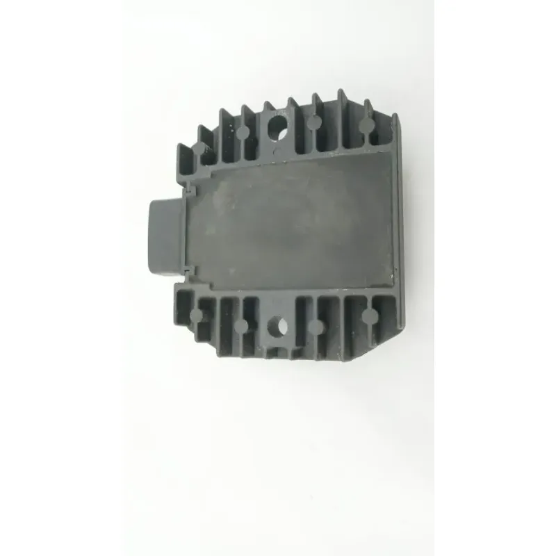 Regulateur charge batterie YAMAHA XVS 650 DRAGSTAR 1998 - 2001