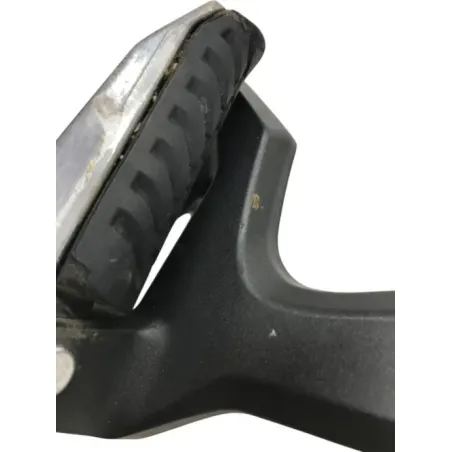 Platine et repose pieds arriere droit KAWASAKI NINJA 650 2020-2022