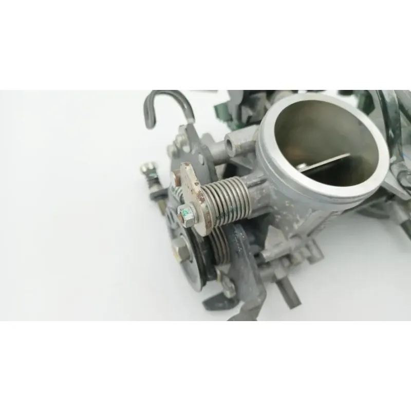 Rampe d'injection KAWASAKI KLE 650 VERSYS 2010 - 2014