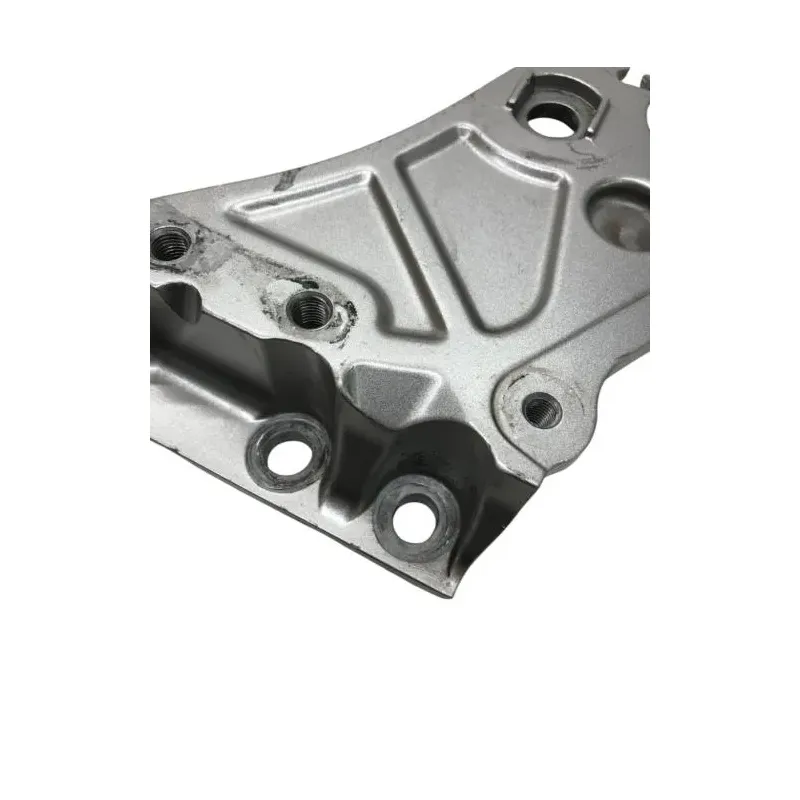 Platine et repose pieds arriere gauche YAMAHA MT07 700 2014-2017